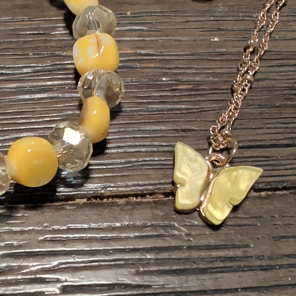 Chic Yellow Bracelet Set with Floral Accents - Picture 3 of 6